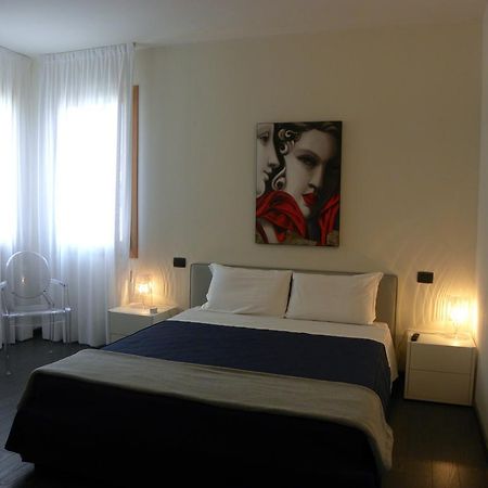 Venice Apartments Dante เมสเตร ภายนอก รูปภาพ