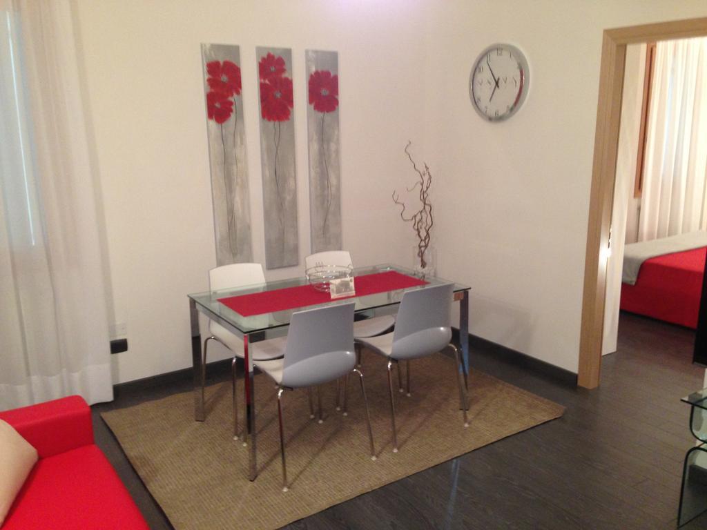 Venice Apartments Dante เมสเตร ภายนอก รูปภาพ